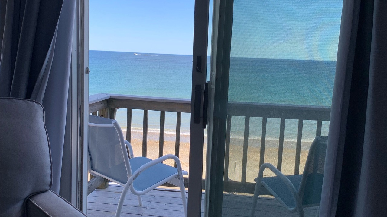 Photo of Patio Balcony in Green Harbor-Cedar Crest