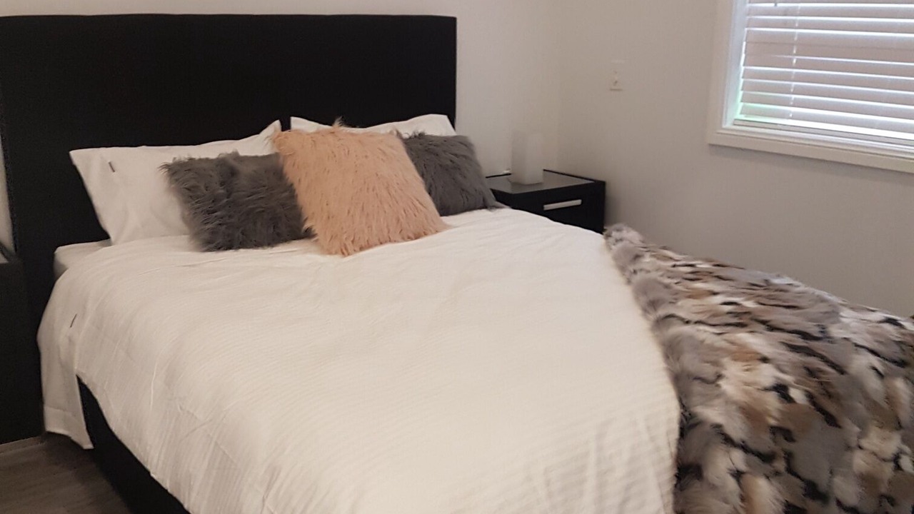 Photo of Bedroom in Glenwood