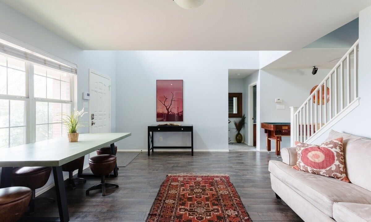 Photo of Livingroom in Pflugerville