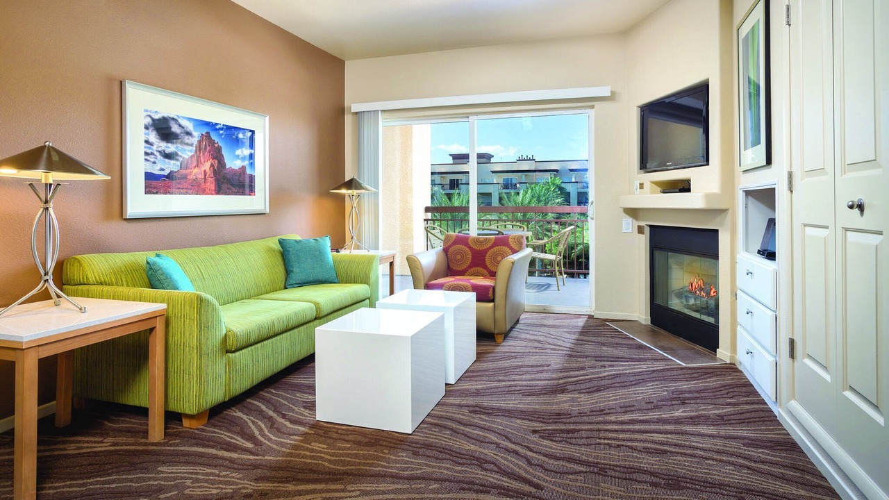 Photo of Livingroom in Enterprise