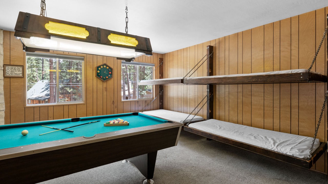 Photo of Bedroom in Summit Estates