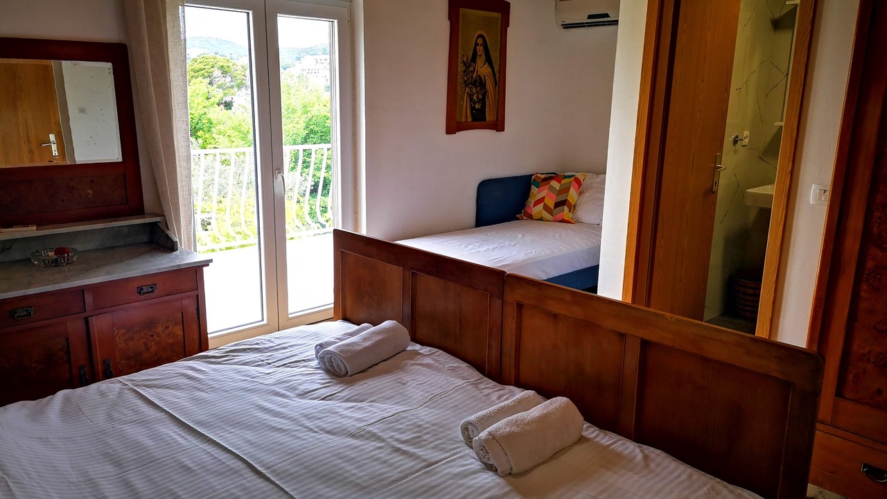 Photo of Bedroom in Slano