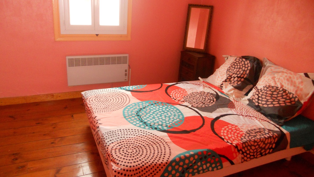 Photo of Bedroom in Quillan