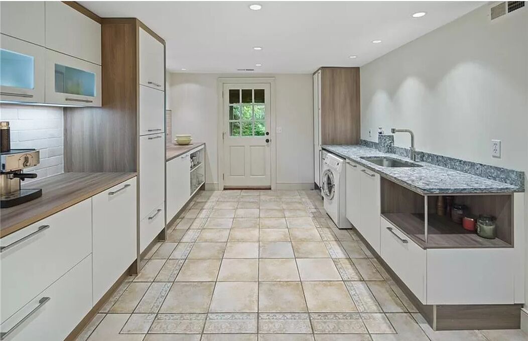 Photo of Others in New Canaan