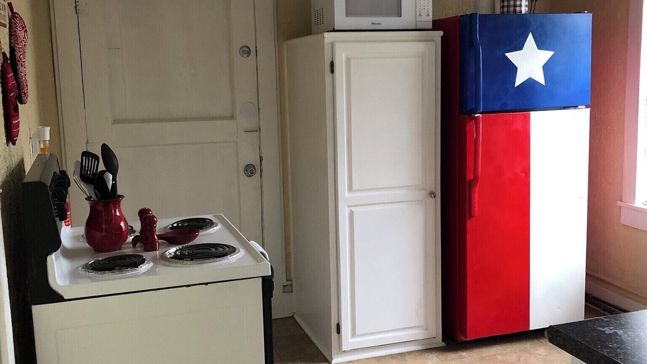 Photo of Bedroom in Central Arlington