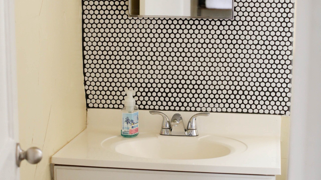 Photo of Bathroom in Central Arlington