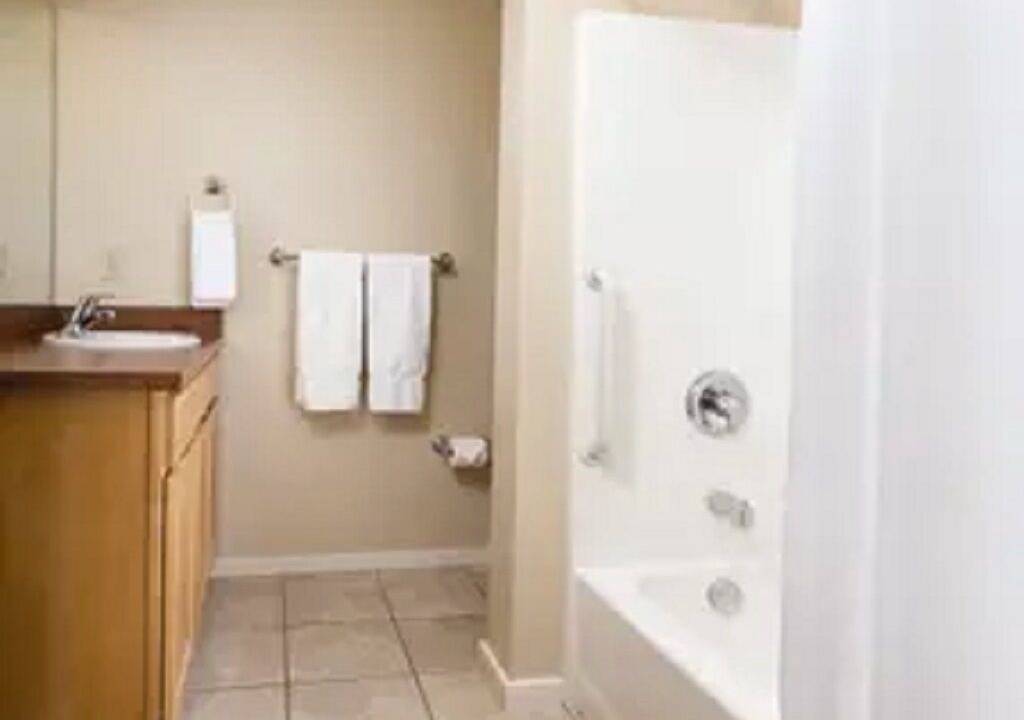 Photo of Bathroom in West Yellowstone