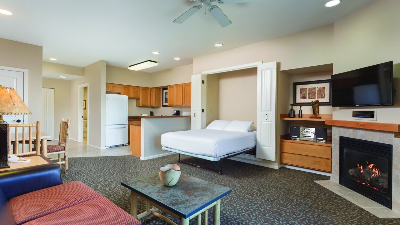 Photo of Livingroom in West Yellowstone