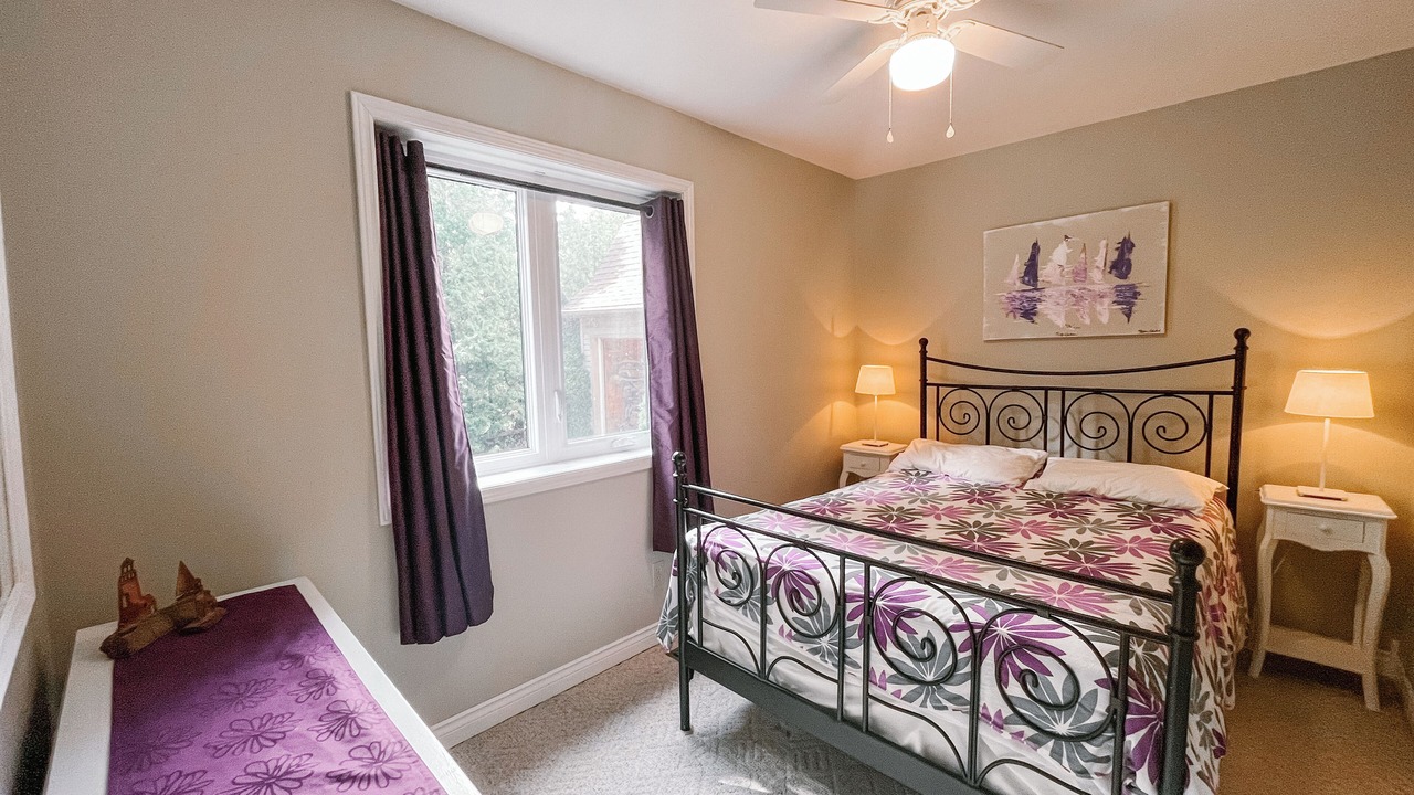 Photo of Bedroom in Port Franks