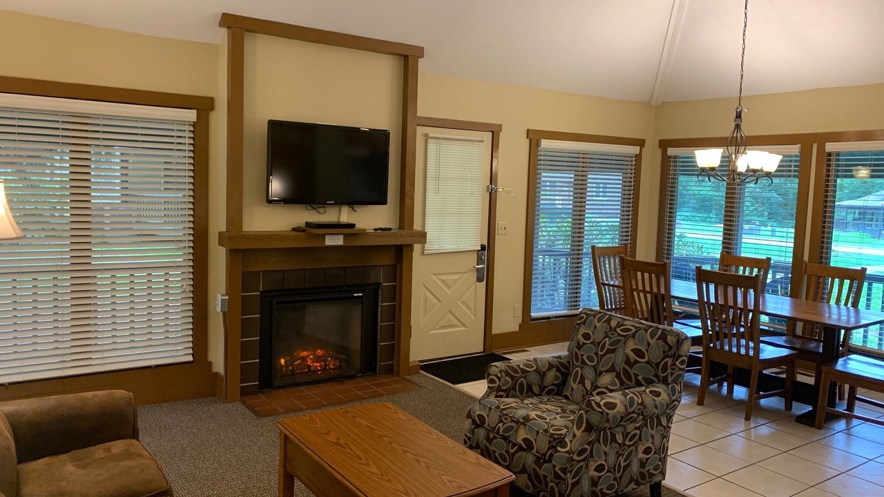 Photo of Livingroom in Shawnee On Delaware