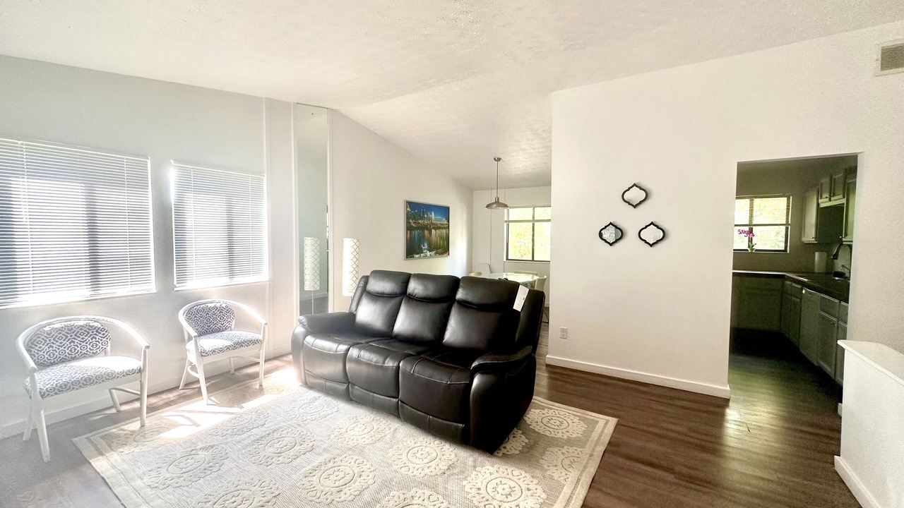 Photo of Livingroom in Beckett Ridge