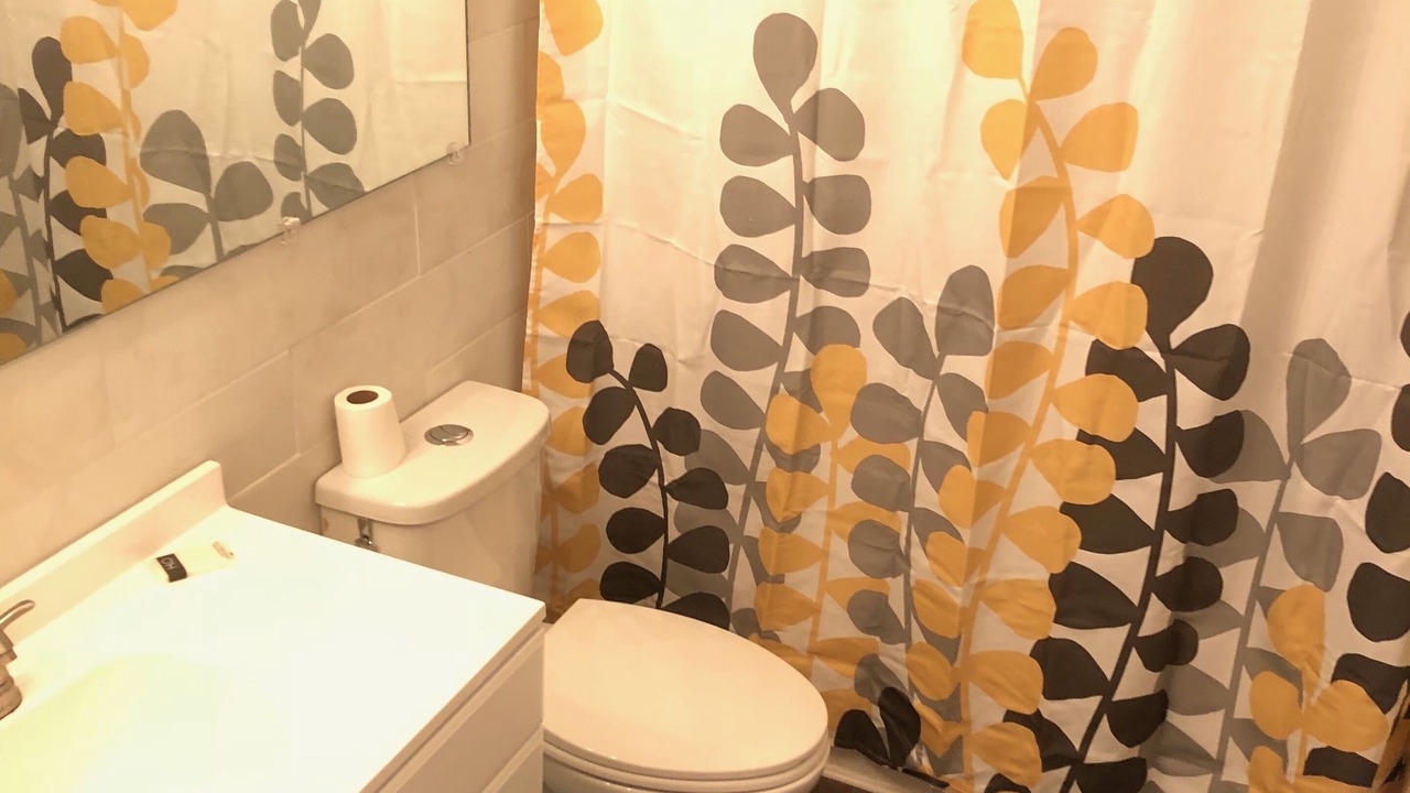 Photo of Bathroom in Beckett Ridge