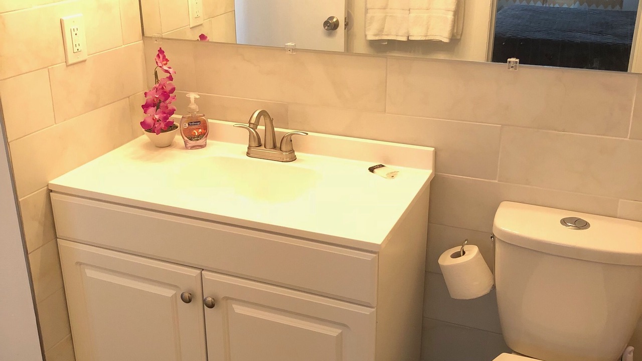Photo of Bathroom in Beckett Ridge