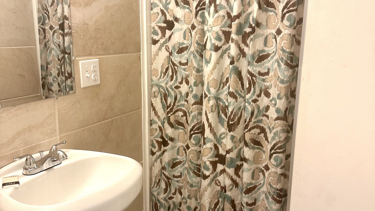 Photo of Bathroom in Beckett Ridge