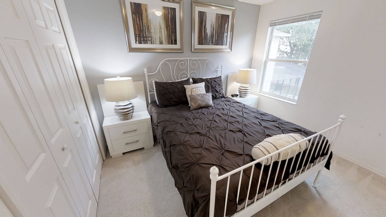 Photo of Bedroom in Crystal Cove