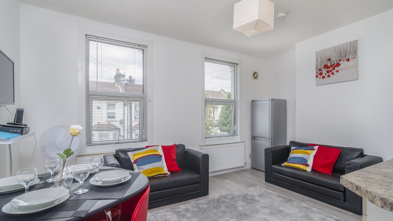 Photo of Livingroom in Plumstead