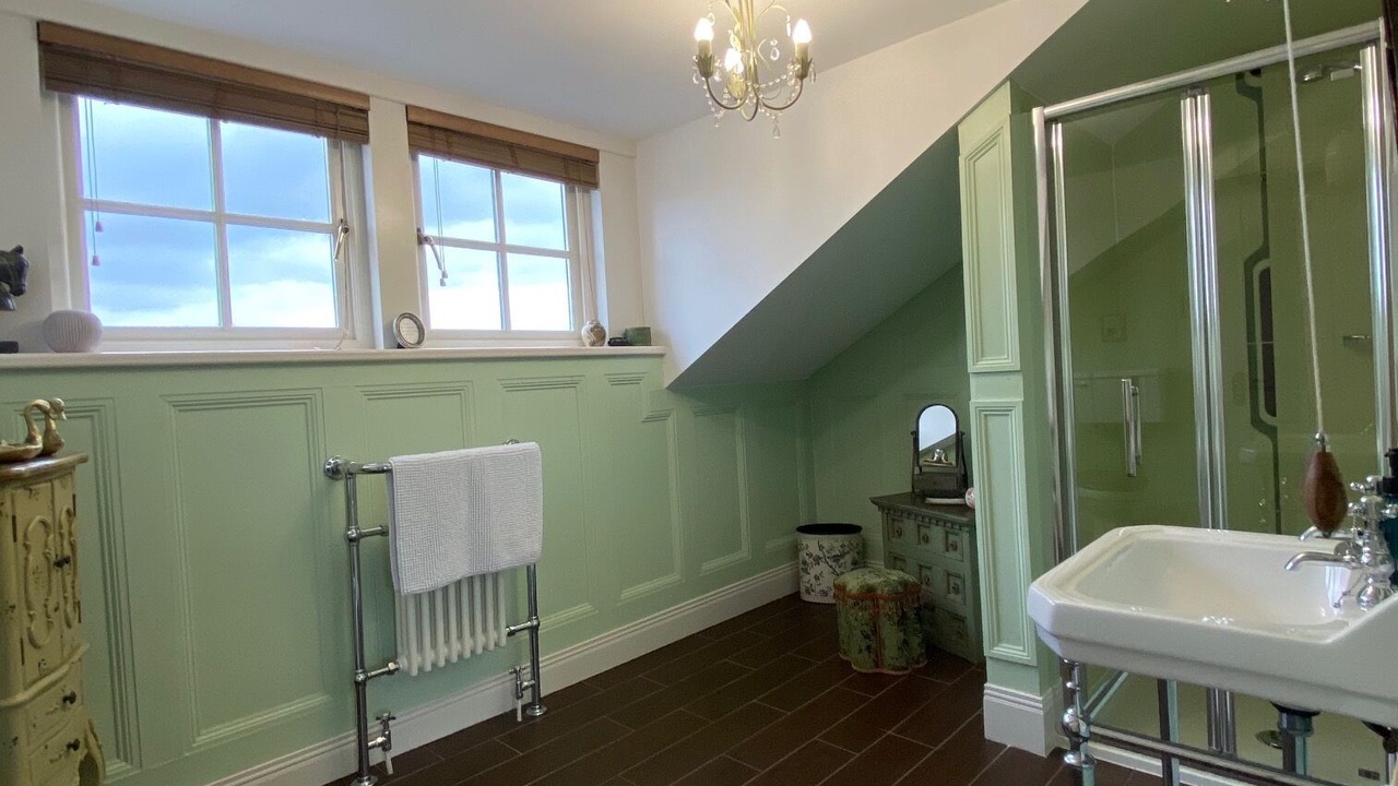 Photo of Bathroom in Warrenpoint
