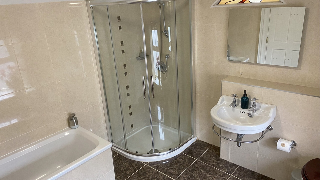 Photo of Bathroom in Warrenpoint