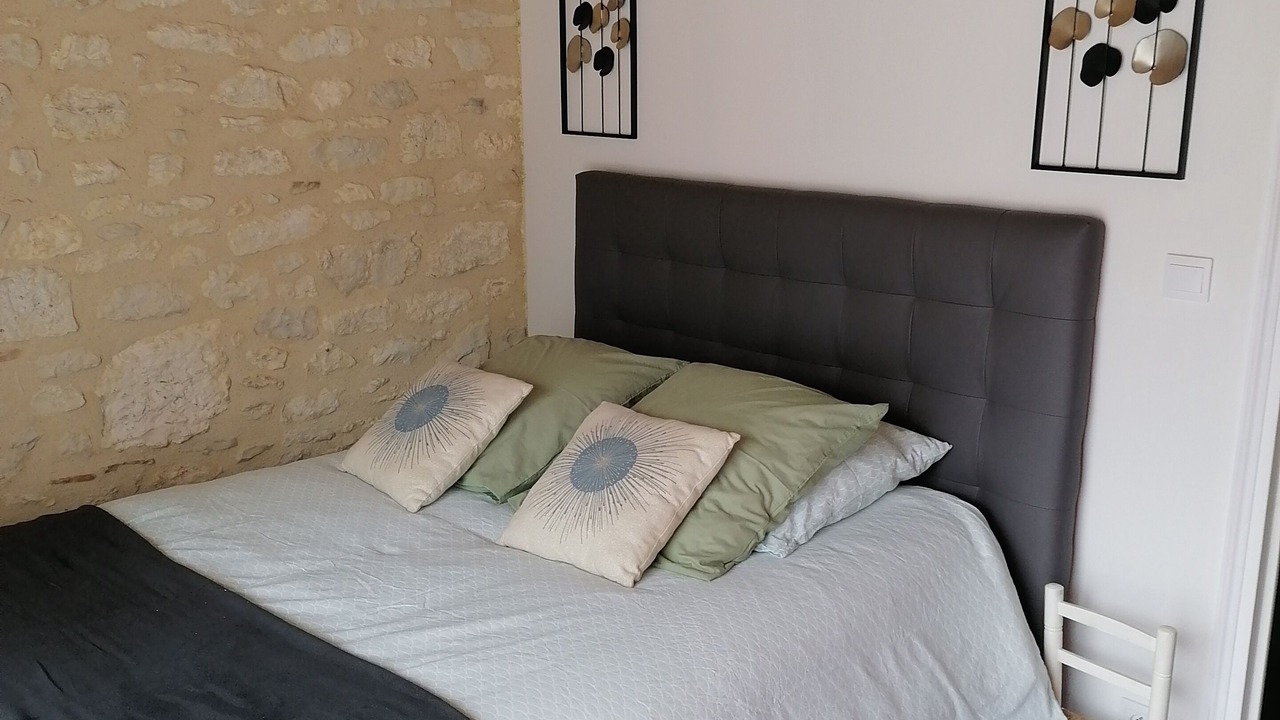 Photo of Bedroom in Cahuzac