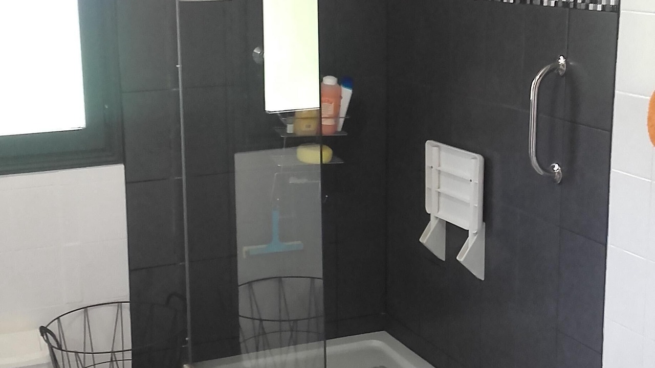 Photo of Bathroom in Cahuzac