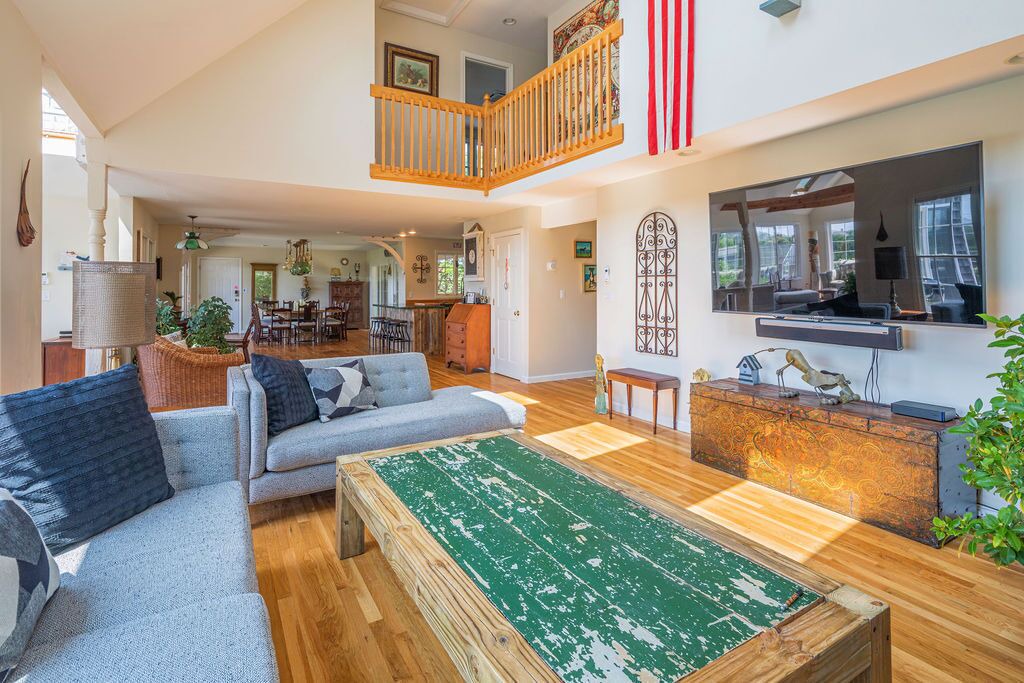 Photo of Livingroom in North Truro