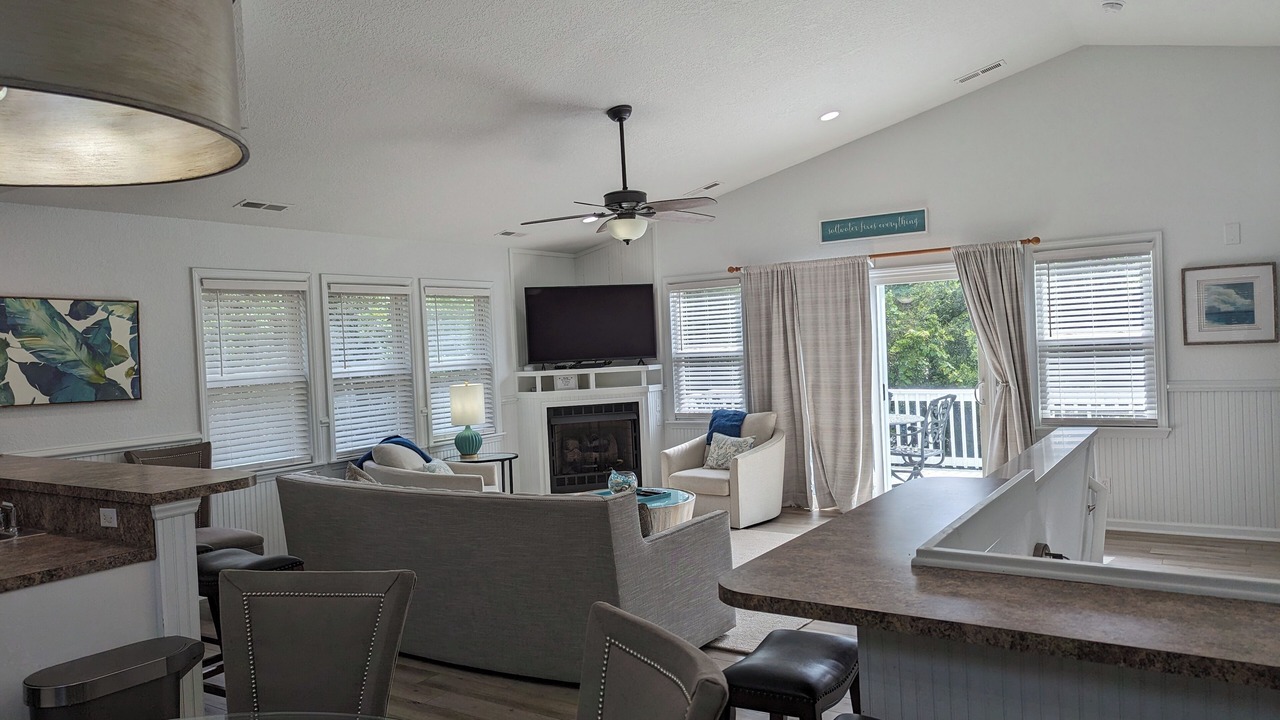Photo of Livingroom in Southern Shores
