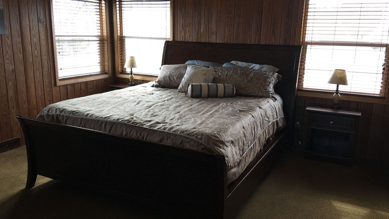 Photo of Bedroom in Hamilton