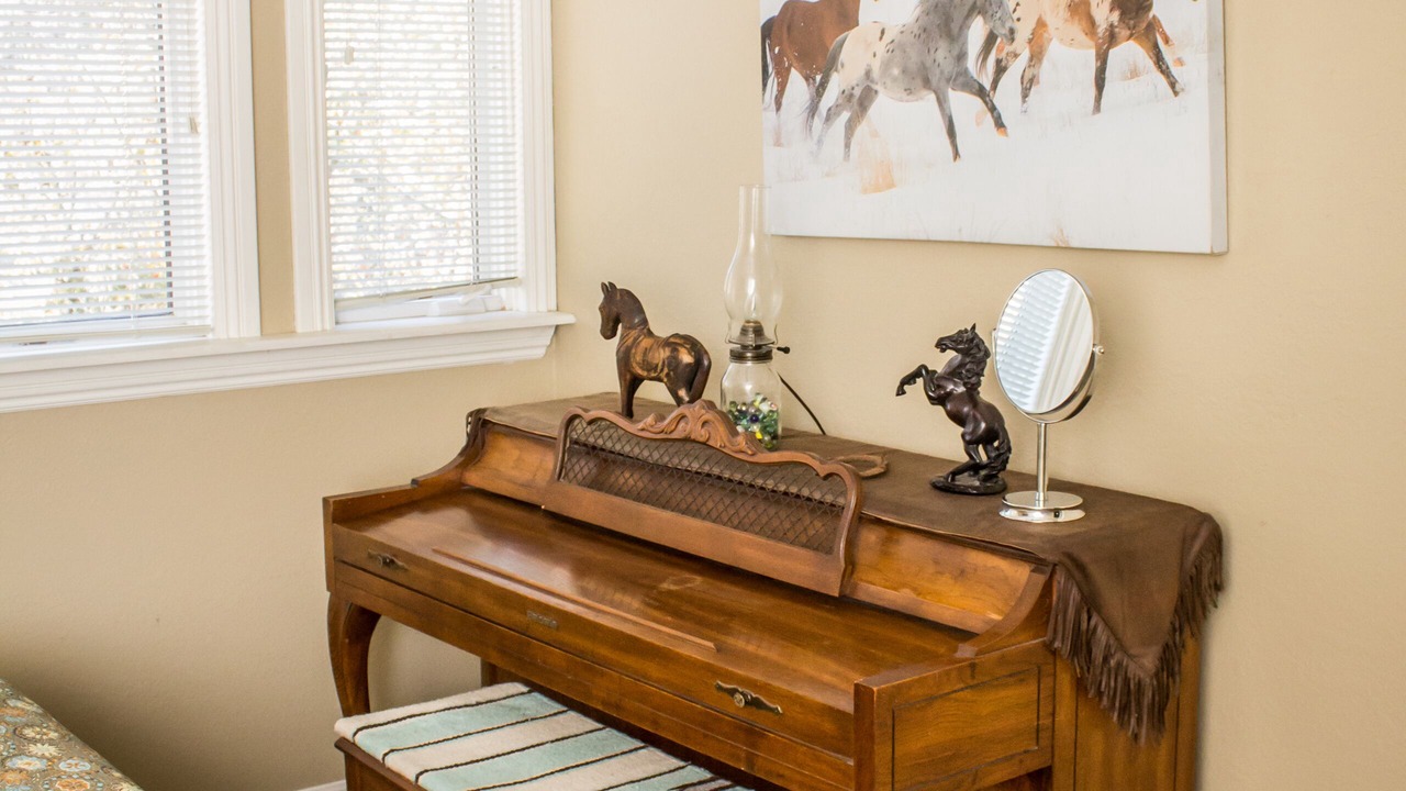 Photo of Bedroom in Golden