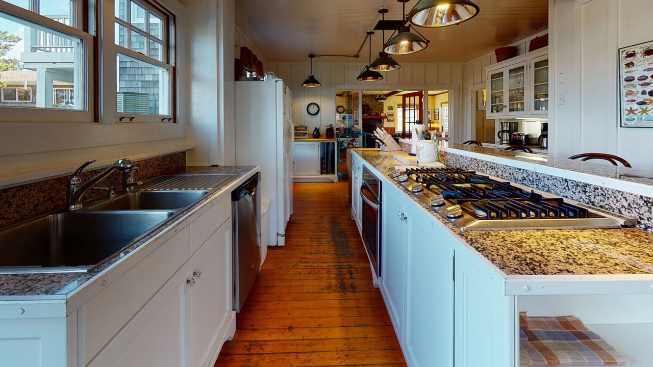Photo of Kitchen in Gearhart