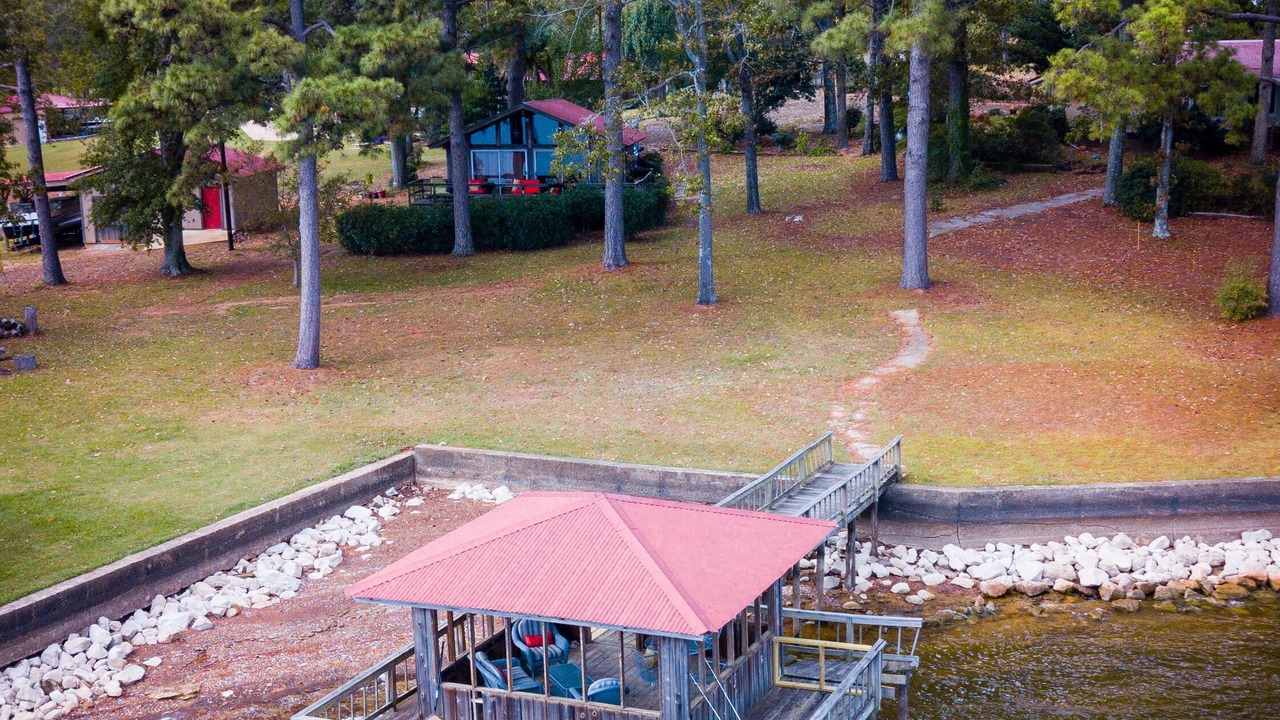 Photo of Outdoor in Milam