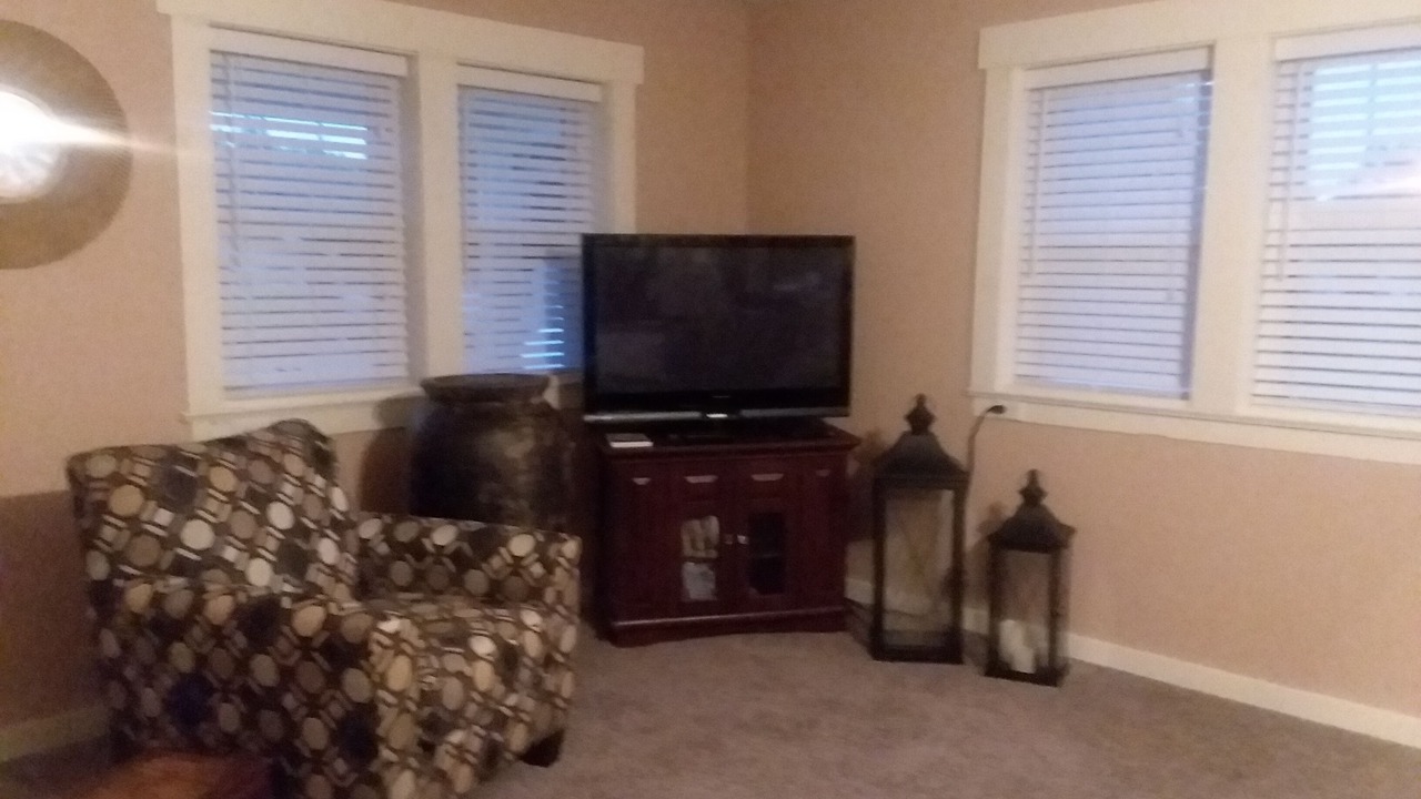 Photo of Bedroom in Mountain Grove