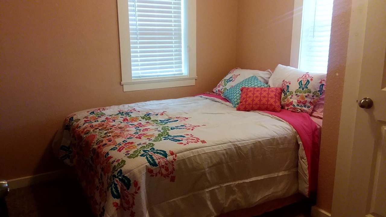 Photo of Bedroom in Mountain Grove