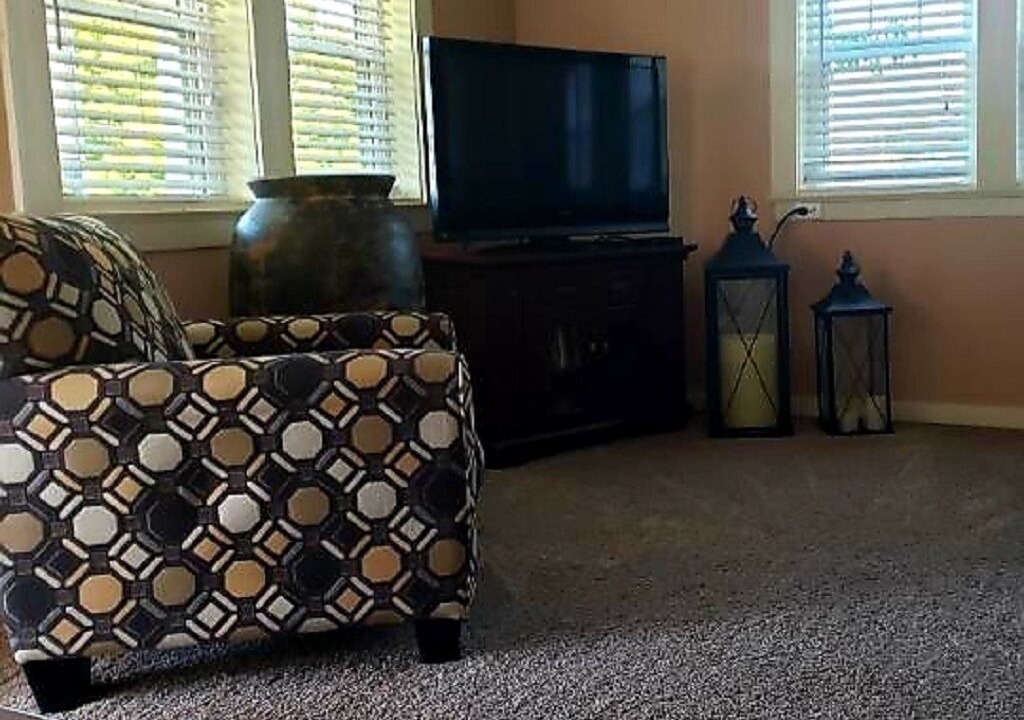 Photo of Livingroom in Mountain Grove