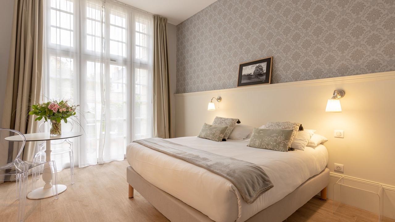 Photo of Bedroom in Limoges