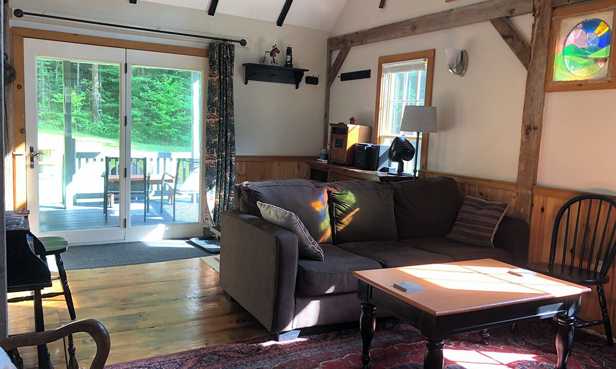 Photo of Livingroom in Belmont