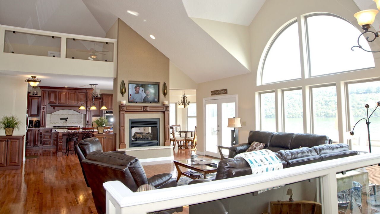 Photo of Livingroom in Camdenton