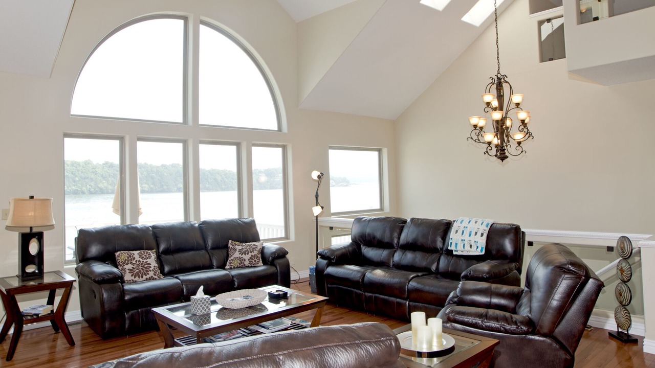 Photo of Livingroom in Camdenton