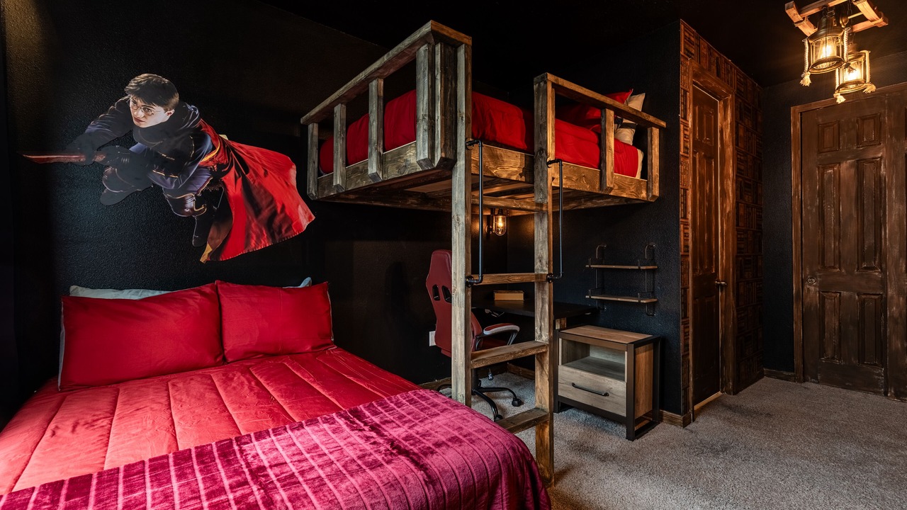 Photo of Bedroom in Bay Lake