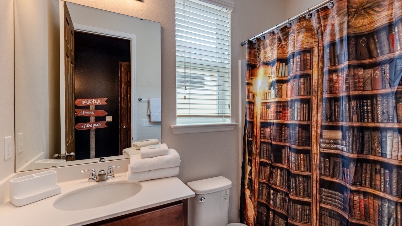 Photo of Bathroom in Bay Lake