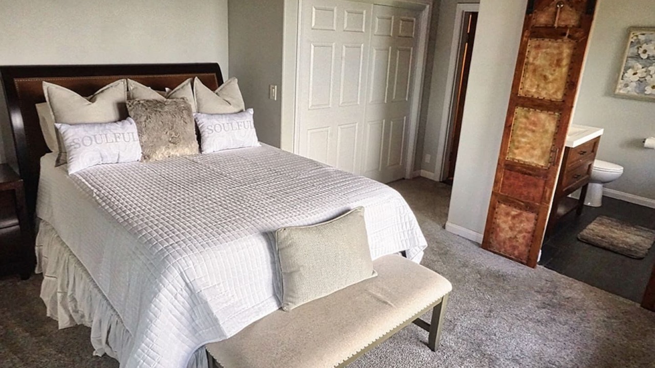 Photo of Bedroom in Lake Arrowhead