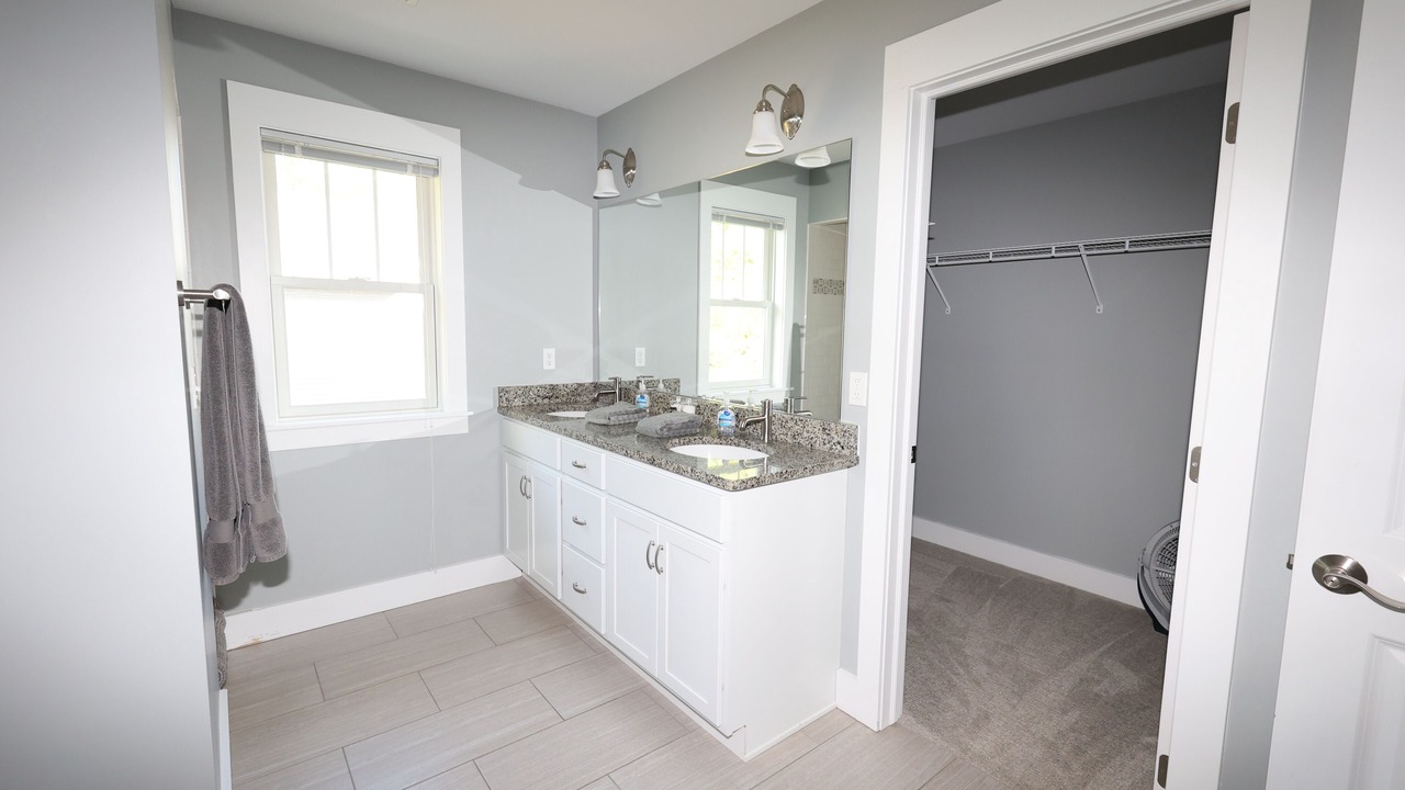 Photo of Bathroom in West Wing Estates