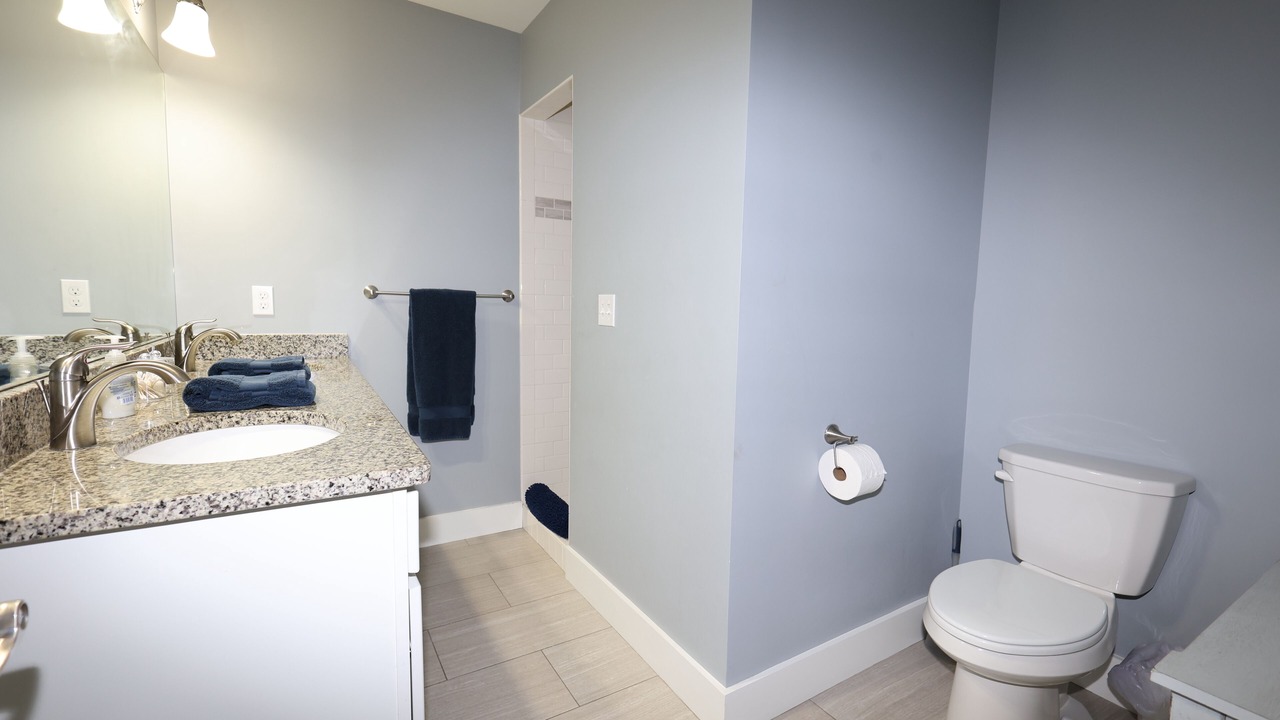 Photo of Bathroom in West Wing Estates