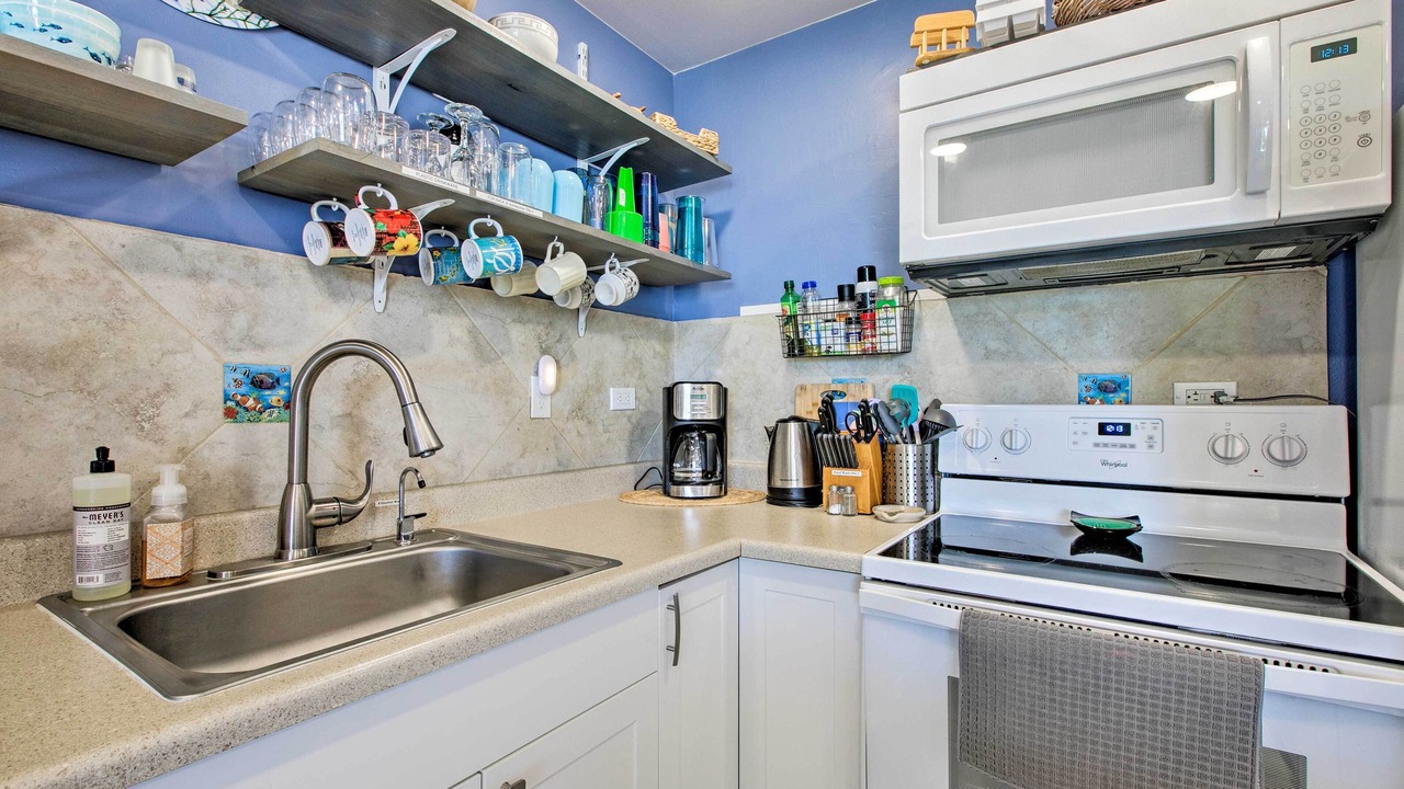 Photo of Kitchen in Makaha