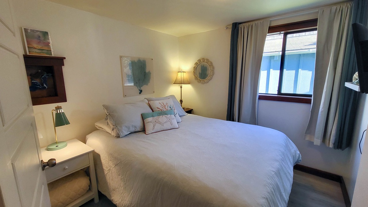 Photo of Bedroom in Yachats