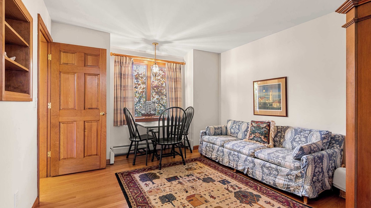 Photo of Livingroom in South Chatham