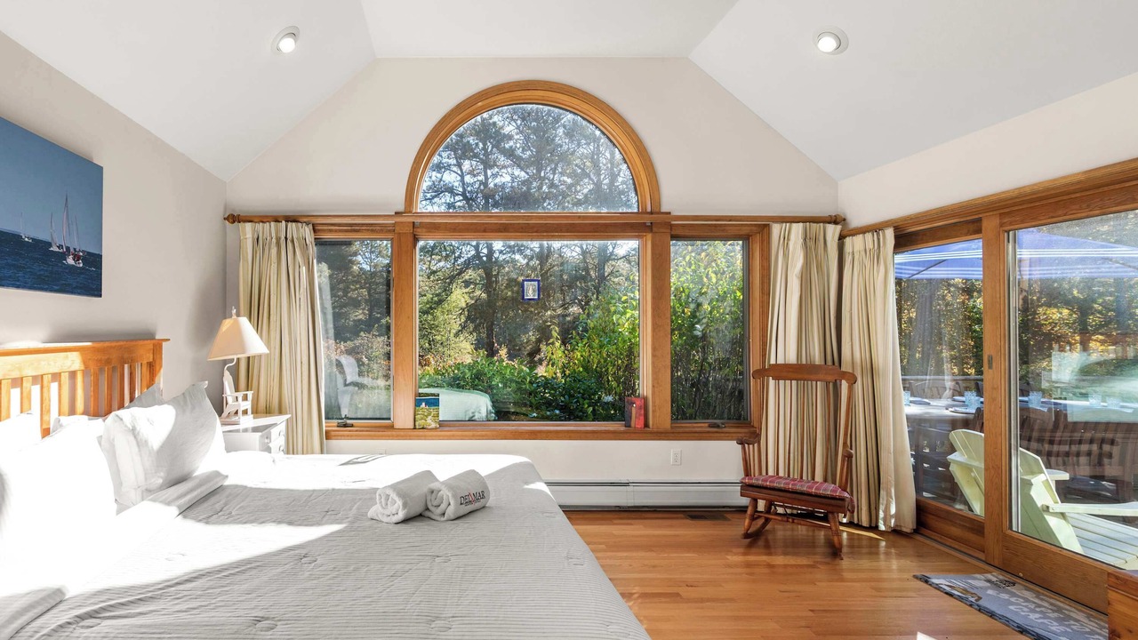 Photo of Bedroom in South Chatham