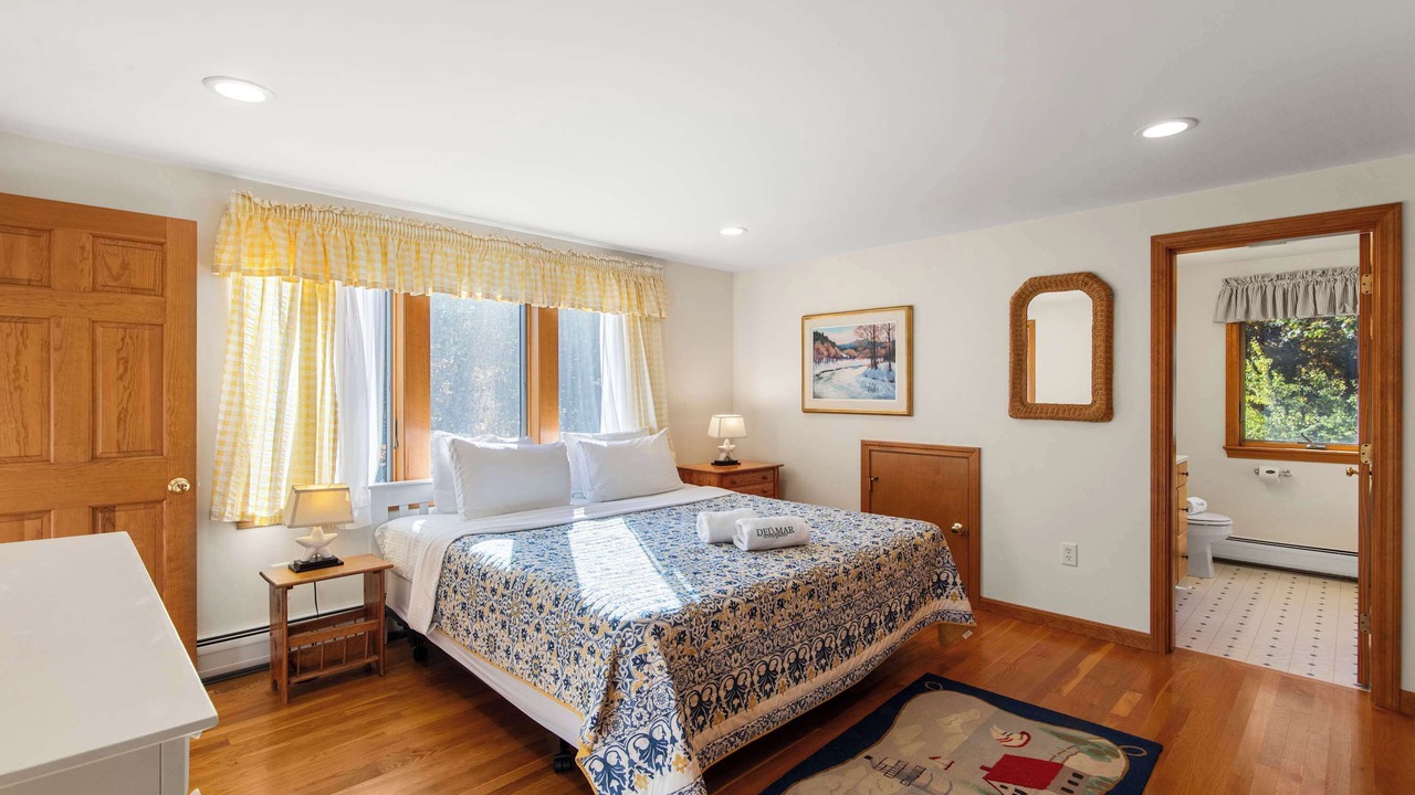 Photo of Bedroom in South Chatham