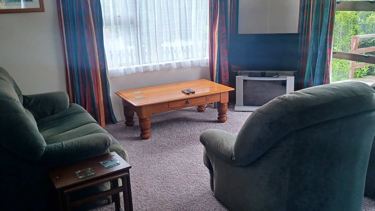 Photo of Livingroom in Pounawea