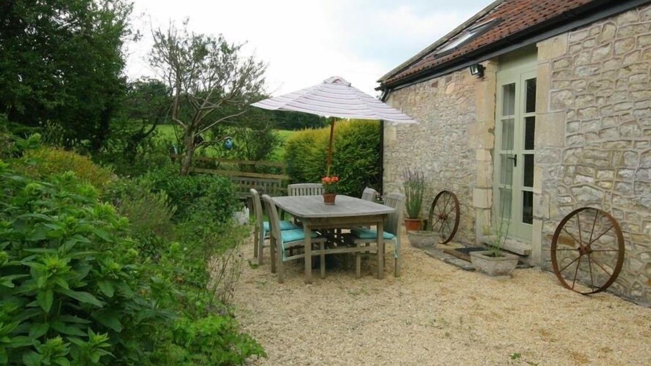 Photo of Outdoor in Tunley