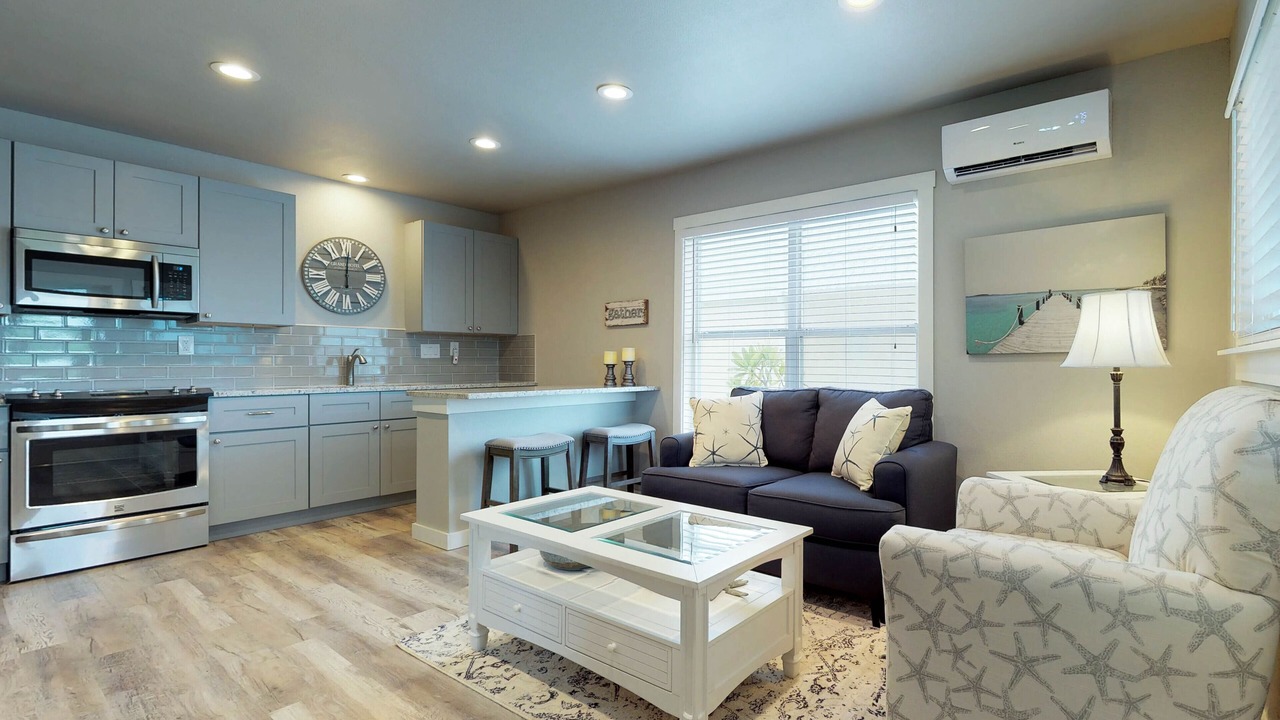 Photo of Livingroom in Anna Maria